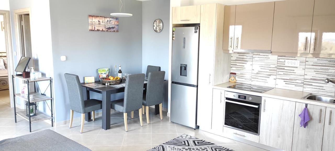 Spiros - Full Renovated House 2022 Apartment Marmaron  Exterior photo