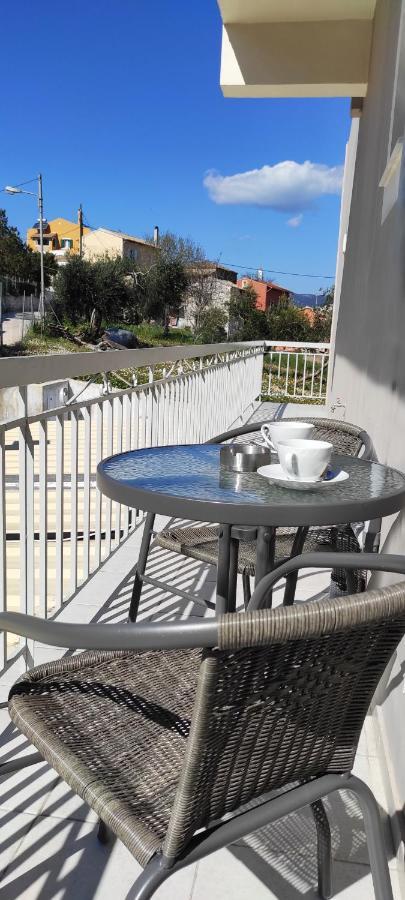 Spiros - Full Renovated House 2022 Apartment Marmaron  Exterior photo